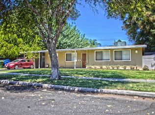 19517 Blythe St, Reseda, CA 91335