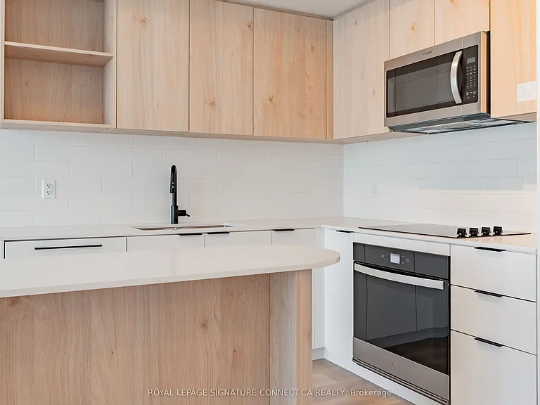 1185 Dupont St #908 — Photo 4