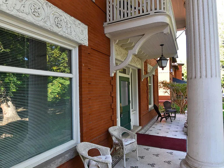 1331 N Franklin St #B — Photo 14
