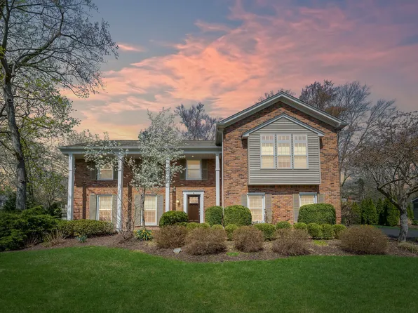 31493 Lost Hollow Rd, Beverly Hills, MI 48025