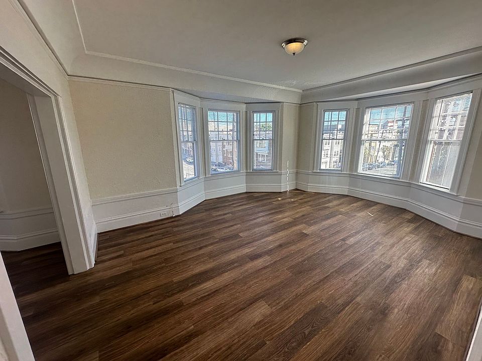 1st image of 303-311 26th Ave #1126R