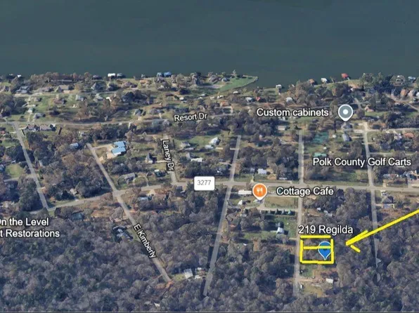 219 E Regilda Dr, Livingston, TX 77351