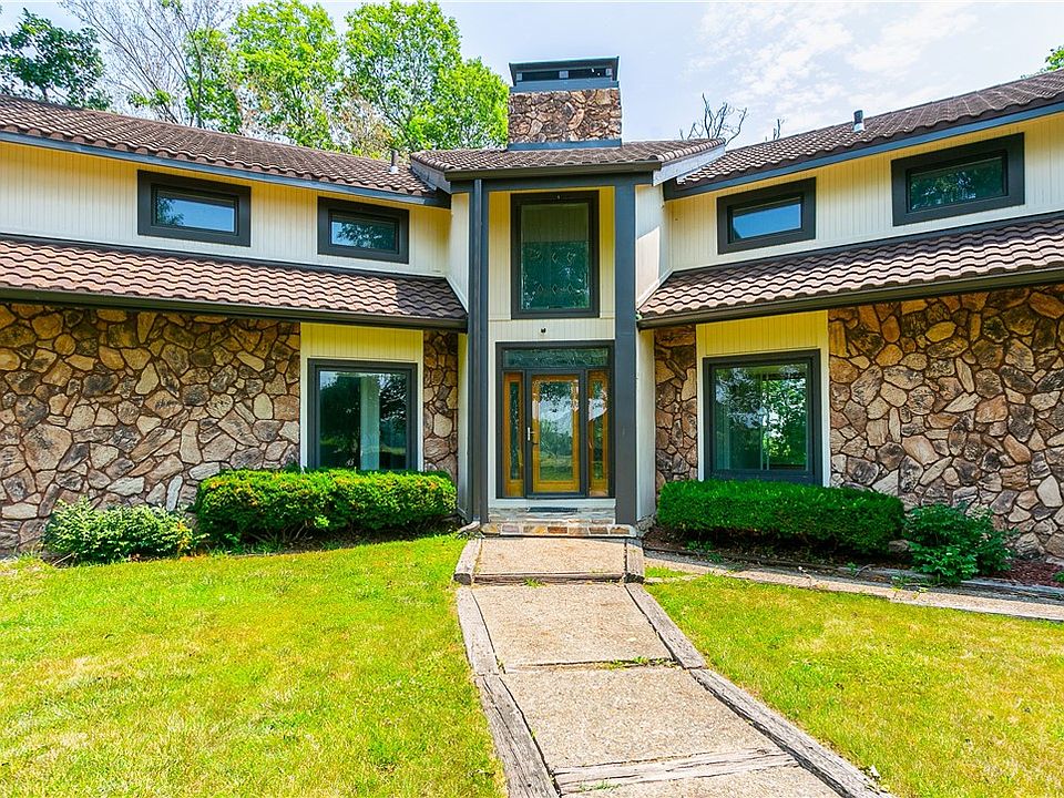 10562 NE 46th Ave, Mitchellville, IA 50169 Zillow