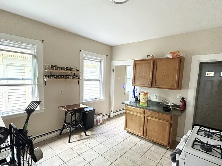 72 Calumet St #3A — Photo 1