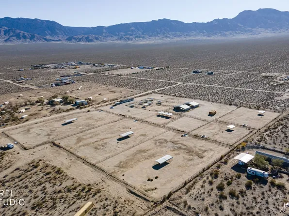 740 E Crookston Dr, Scenic, AZ 86432