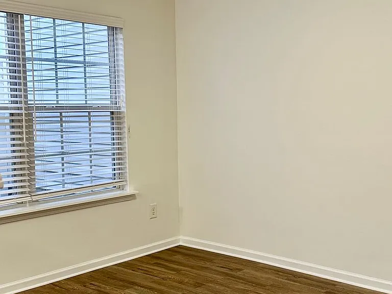 11812 Shoemaker Ct — Photo 11