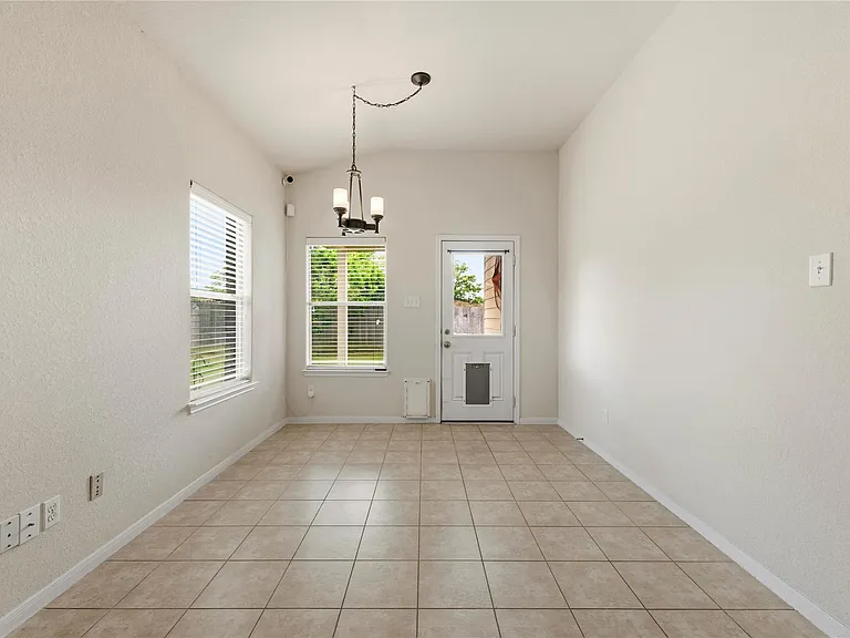 23827 S Newport Bnd — Photo 8