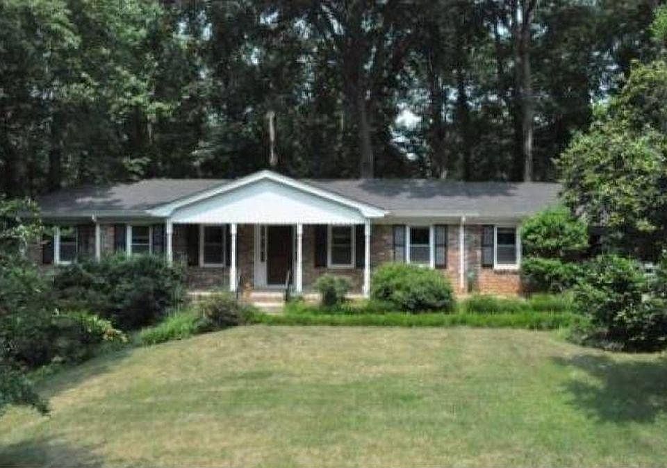 2806 Overlook Drive, Atlanta