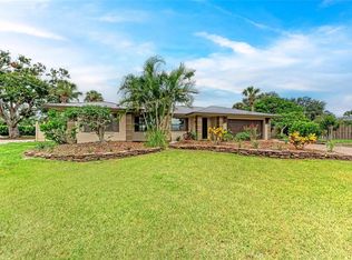451 N Shore Dr, Osprey, FL 34229