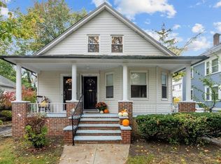 484 Pleasant Valley Pkwy, Providence, RI 02908