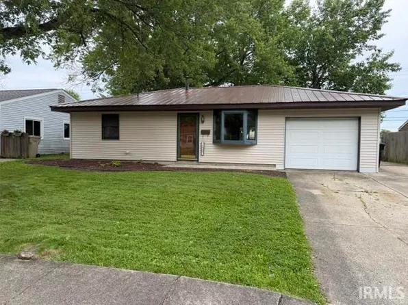 1952 Renfrew Dr, South Bend, IN 46614