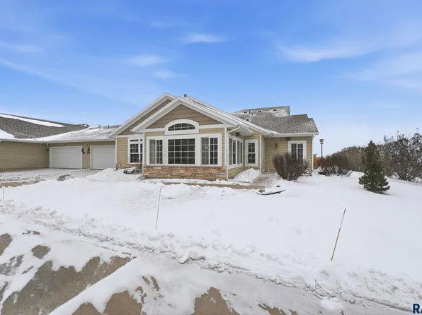 5537 E Eastbridge Pl, Sioux Falls, SD 57110