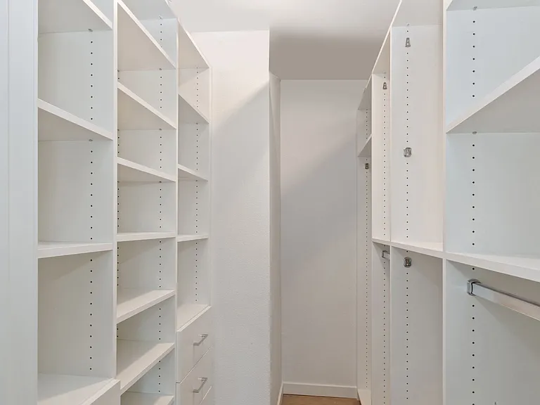 707 Leahy — Photo 13