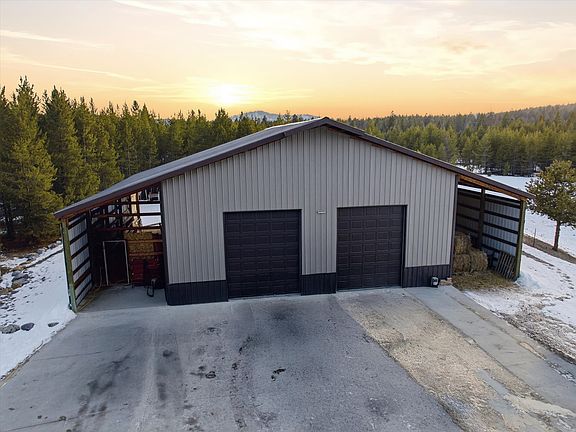 2nd image of 520 Gopher Ln