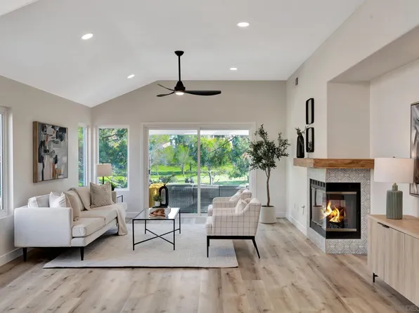 1435 Camino Linda Dr, San Marcos, CA 92078
