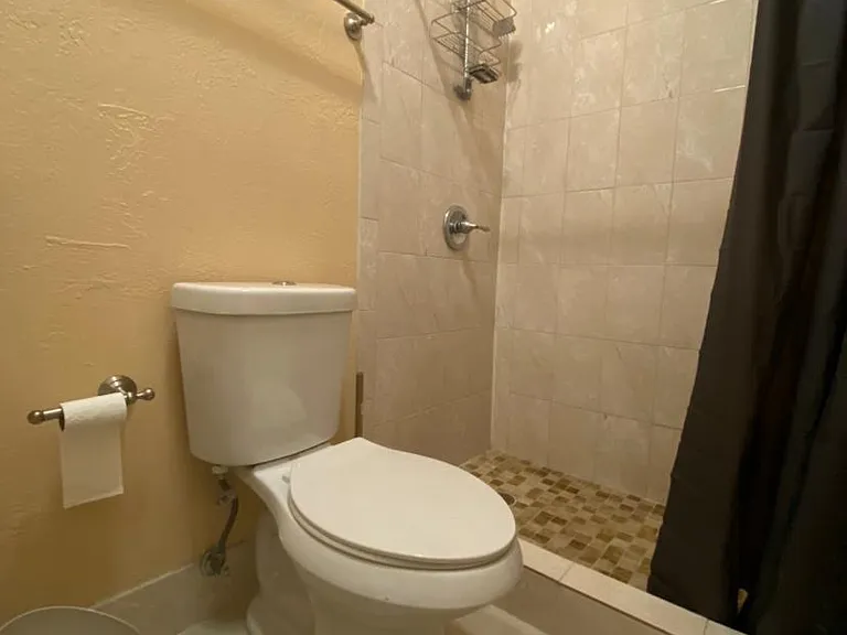 SW 124th Pl — Photo 11
