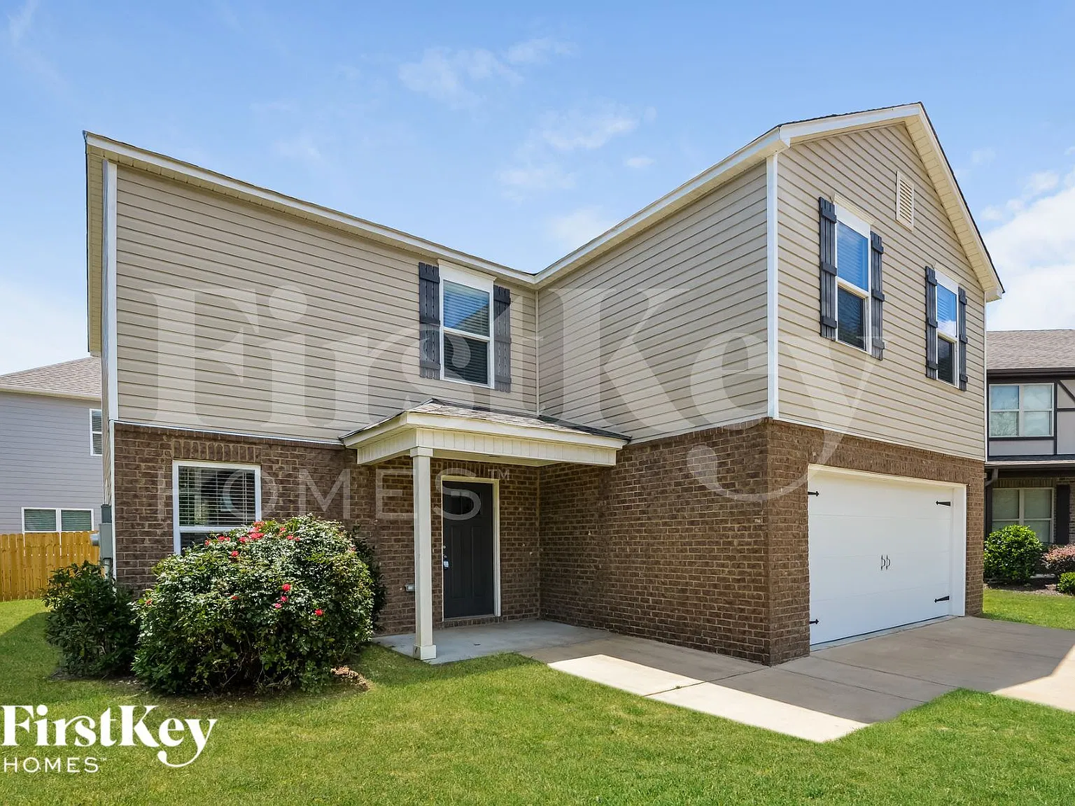 4 bed, 2.5 bath, 2170 sqft, $2,280 — Photo 2