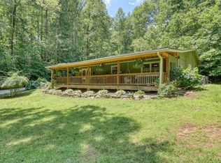 243 Chattahoochee Acres Dr, Cleveland, GA 30528