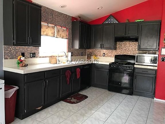 4th image of 7520 Edgerton Dr