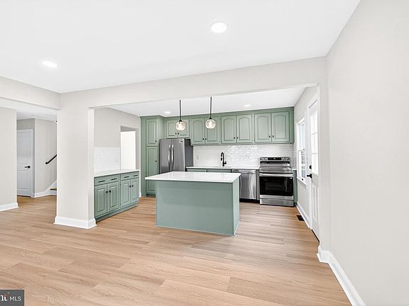 5th image of 9 Havertown Rd