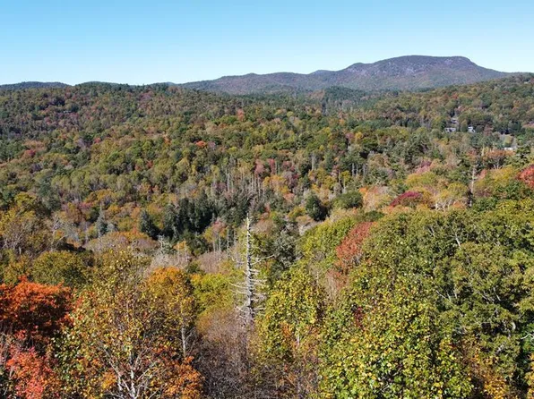 32 Sherwood Forest Rd, Highlands, NC 28741