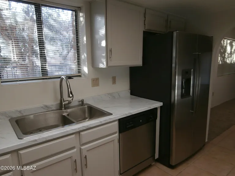 1690 W Retorno De Manana — Photo 14