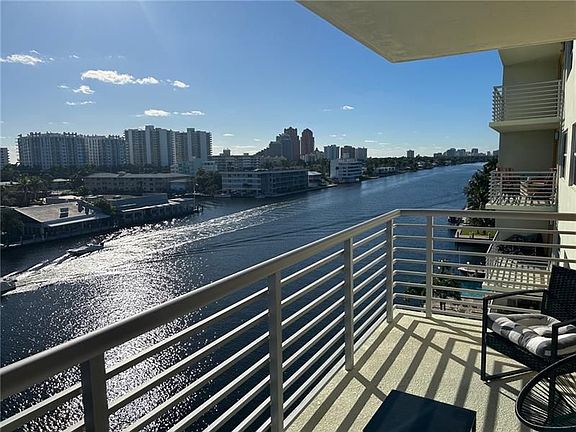 3rd image of 2900 NE 30th St APT 7M