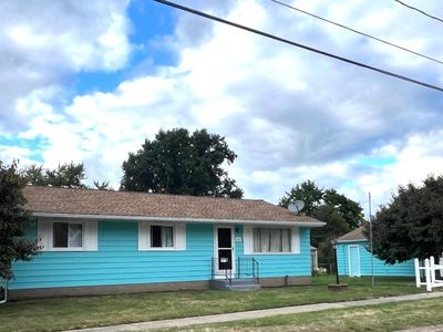 1660 W 22nd St, Erie, PA, 16502