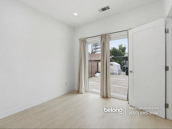 2nd image of 1395 Vine St