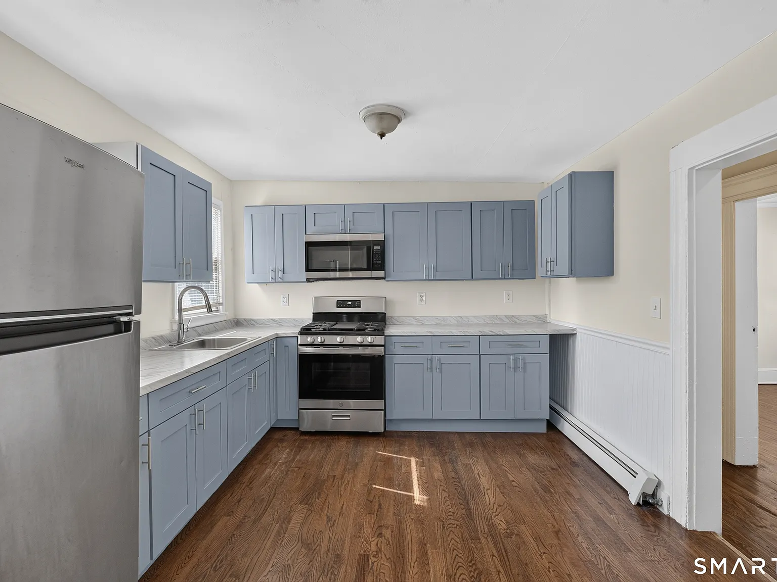 4 bed, 1.0 bath, 1455 sqft, $2,800 — Photo 3