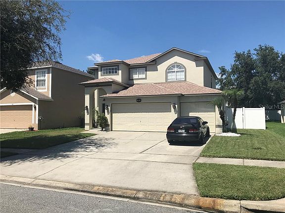3rd image of 185 Harwood Cir