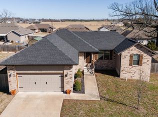 1440 S Calumet Ave, Republic, MO 65738
