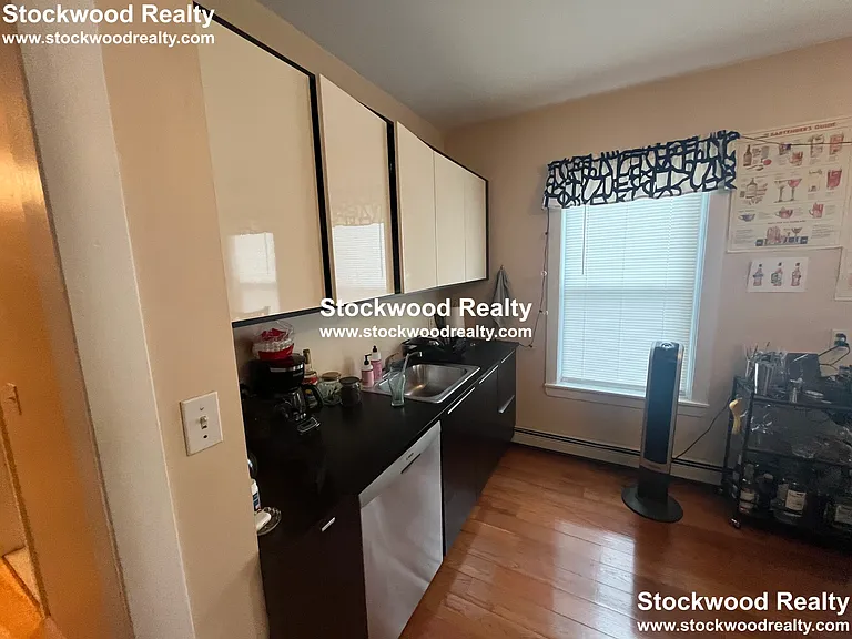 41 Howell St #2 — Photo 5