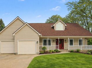 13574 Orchard Ct, Gregory, MI 48137