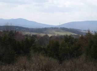 231 Eastwood Dr, Staunton, VA 24401