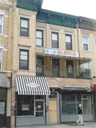 71-20 Fresh Pond Rd  image 1 of 3