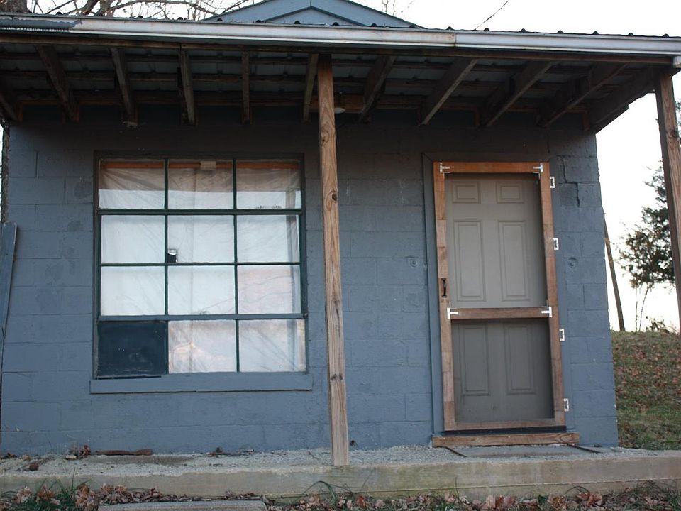 2nd image of 2799 Johnson Branch Rd