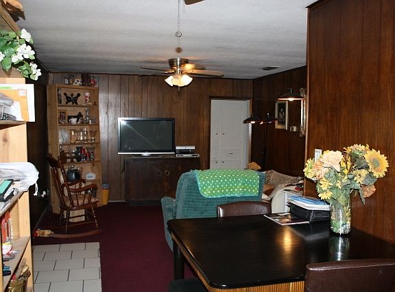 4th image of 1329 Debbie Dr