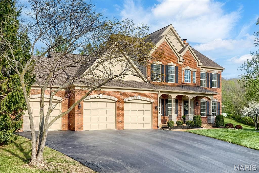 882 Cabernet Ln, Saint Albans, MO 63073 | Zillow