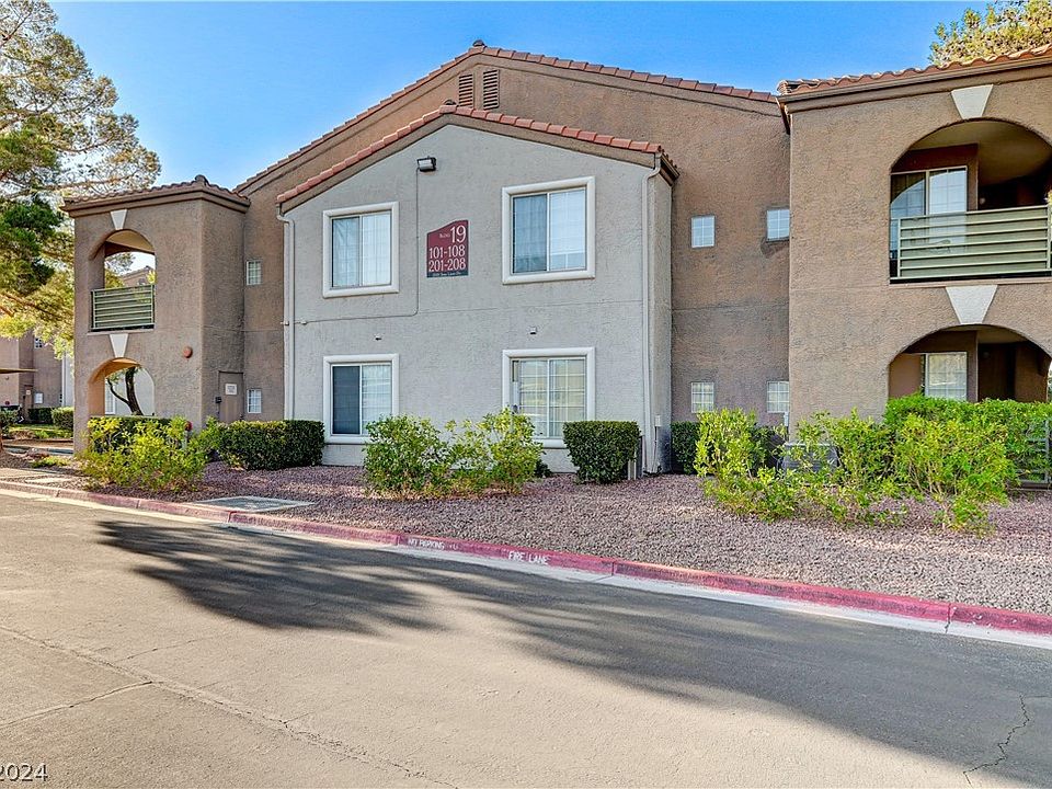 1st image of 2101 Sealion Dr Unit 206