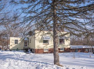 N3276 Queen Rd, Lake Geneva, WI 53147