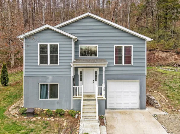 2813 Greenway Dr, Knoxville, TN 37918