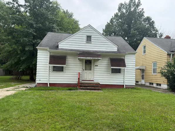 5649 Waterbury Ave, Maple Heights, OH 44137