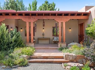 1006 Sierra Del Norte, Santa Fe, NM 87501