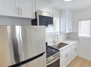 1041 N Edinburgh Ave, West Hollywood, CA 90046