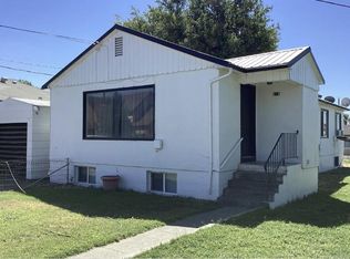 615 W Park Ave, Hermiston, OR 97838