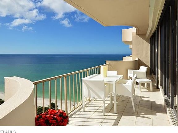 3rd image of 4005 Gulf Shore Blvd N Ph 02