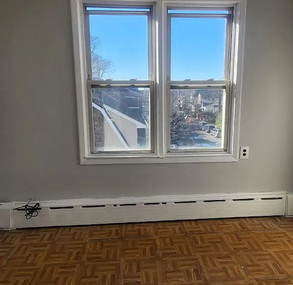 594 Yonkers Ave #5 — Photo 4
