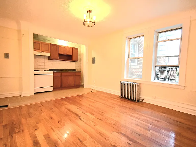 165 Augusta St #C1 — Photo 5