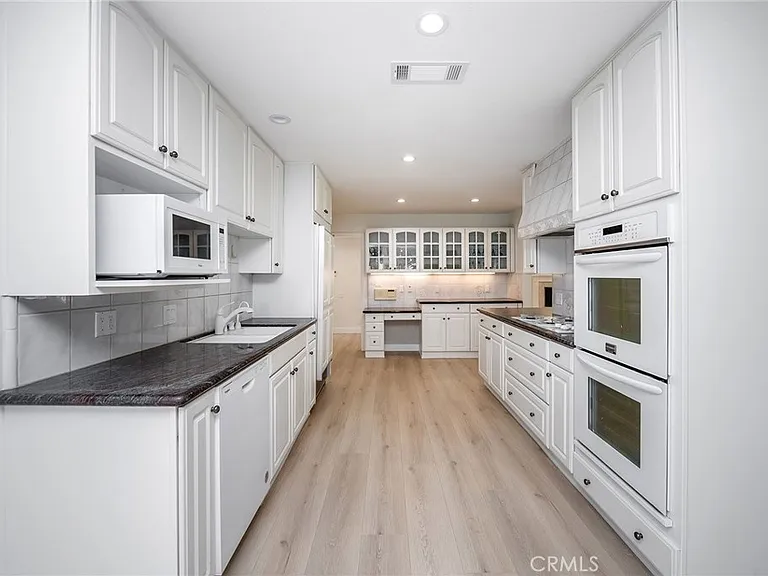 7144 Deveron Ridge Rd — Photo 12